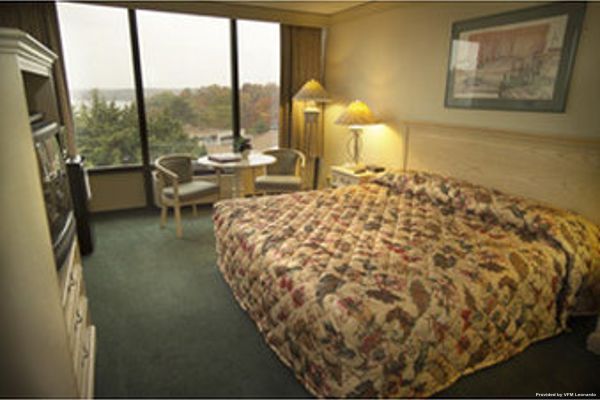 Hotel THE RESORT AT PORT ARROWHEAD (Lake Ozark)